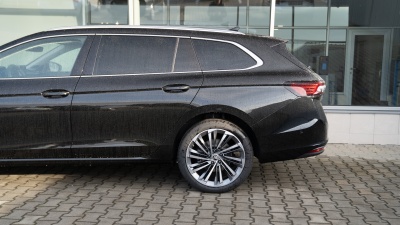 Škoda Superb Combi 2.0 TDI L&K 4x4 (pohľad do interiéru)