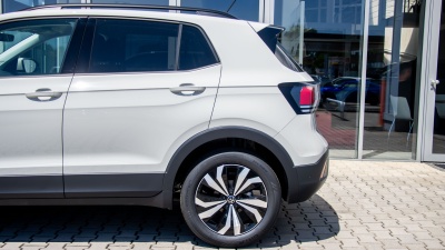 VW T-Cross 1.5 TSI Limited (pohľad spredu)