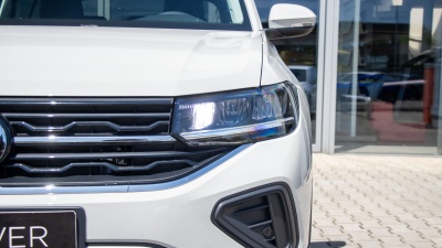 VW T-Cross 1.5 TSI Limited (pohľad do interiéru)