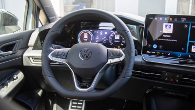 VW Golf Variant 1.5 eTSI R-Line Limited