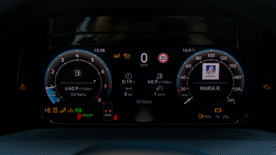 VW Golf Variant 1.5 eTSI R-Line Limited