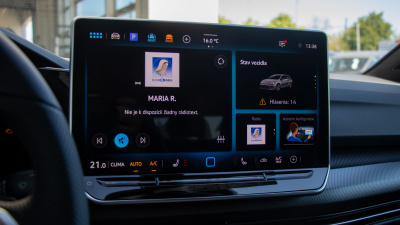 VW Golf Variant 1.5 eTSI R-Line Limited