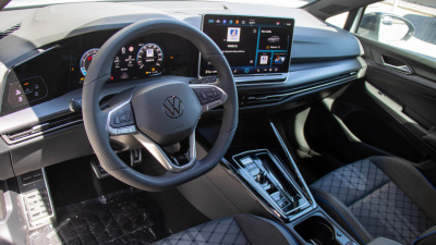 VW Golf Variant 1.5 eTSI R-Line Limited