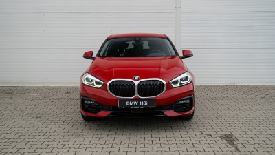 BMW 118i (pohľad do interiéru)