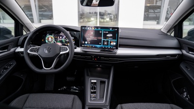 VW Golf Variant 1.5 eTSI Limited