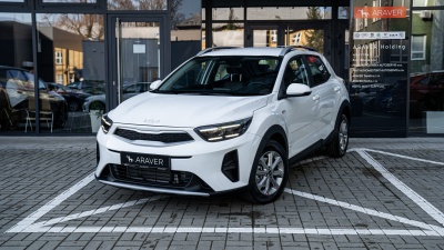 Kia Stonic 1.0 T-GDi 7 DCT Silver (základný pohľad)