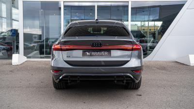 AUDI A6 Sportback e-tron (pohľad do interiéru)