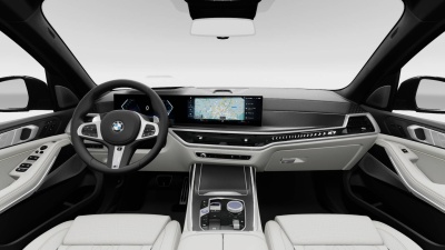 BMW X7 40d xDrive (pohľad do interiéru)