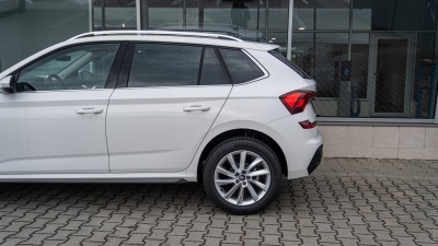 Škoda Kamiq 1.5 TSI Top Selection (pohľad do interiéru)