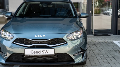 Kia Ceed SW 1.5 T-GDi Gold (pohľad do interiéru)