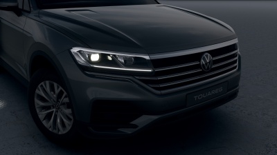 VW Touareg 3.0 TDI (pohľad spredu)