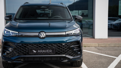 VW Tiguan 2.0 TSI R-Line Limited 4x4 (pohľad zozadu)