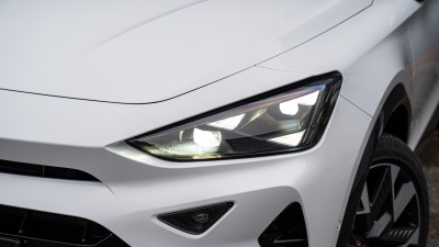 CUPRA Formentor 1.5 eTSI  (pohľad do interiéru)