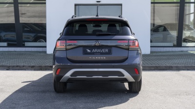 VW T-Cross 1.5 TSI Limited (pohľad do interiéru)
