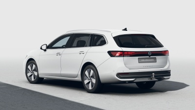 VW Passat Variant 2.0 TDI Business (pohľad zozadu)