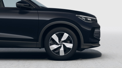 VW Tiguan 1.5 eTSI Limited (pohľad do interiéru)