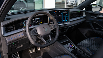 VW Tayron 2.0 TDI R-Line Limited 4x4 (pohľad do interiéru)