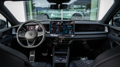 VW Tayron 2.0 TDI R-Line Limited 4x4 (pohľad do interiéru)
