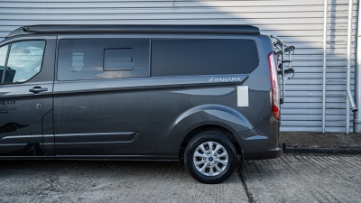 Ford Transit Custom Panama 2.0 TDCi (pohľad do interiéru)