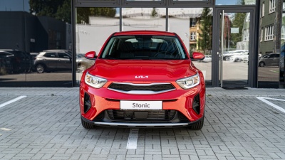 Kia Stonic 1.2 DPi Silver (pohľad zozadu)