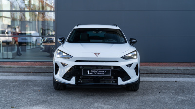 CUPRA Formentor 1.5 TSI (pohľad spredu)