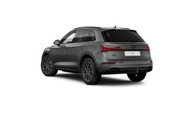 AUDI Q5 2.0 TDI Quattro Sport Edition (pohľad zozadu)