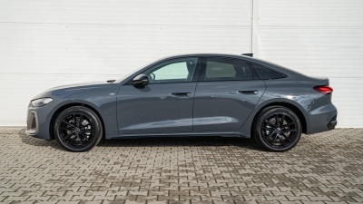 Audi A5 Limuzína 2.0 TFSI (pohľad do interiéru)