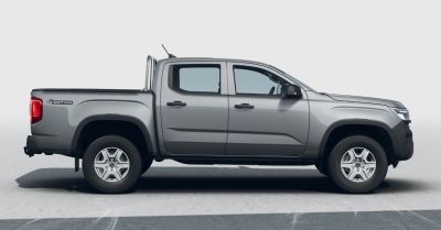 VW Amarok 4WORK 2.0 TDI 4x4 (pohľad spredu)