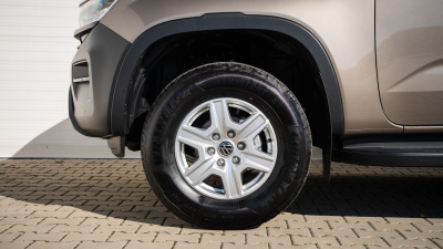 VW Amarok 2.0 TDI 4WORK  4x4 N1 (pohľad do interiéru)