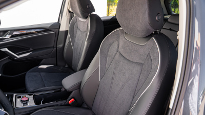 VW Tiguan 2.0 TSI Elegance 4x4 (pohľad do interiéru)