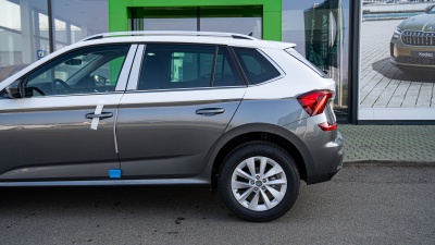 Škoda Kamiq 1.5 TSI Drive Plus 130 (pohľad do interiéru)