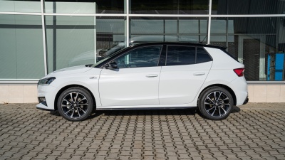 Škoda Fabia 1.5 TSI Monte Carlo (pohľad zboku)