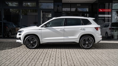 Škoda Karoq 2.0 TDI Sportline 4x4 (pohľad zozadu)