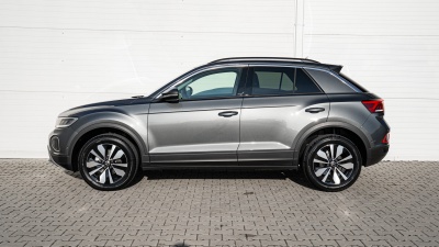 VW T-Roc 1.5 TSI Limited (pohľad zozadu)