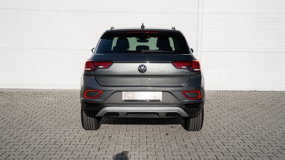 VW T-Roc 1.5 TSI Limited (pohľad spredu)