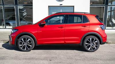 VW T-Cross 1.5 TSI R-Line Limited (pohľad zboku)