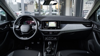 Škoda Kamiq 1.5 TSI Drive 130 Plus  (pohľad do interiéru)