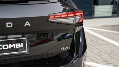 Škoda Superb Combi 2.0 TDI L&K 4x4