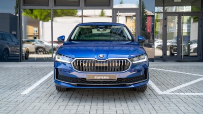 Škoda Superb 2.0 TDI Top Selection  (pohľad zboku)