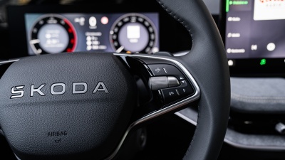 Škoda Superb 2.0 TDI Top Selection  (pohľad do interiéru)