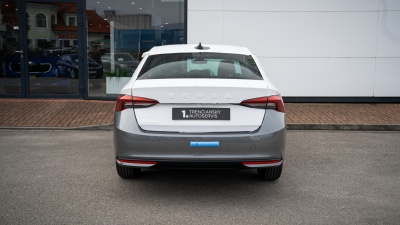 Škoda Octavia 1.5 TSI Drive 130 (pohľad spredu)