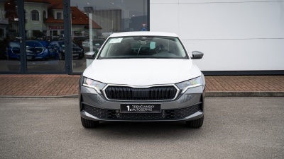 Škoda Octavia 1.5 TSI Drive 130 (pohľad zboku)