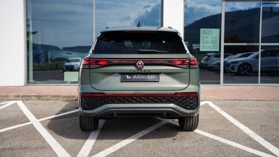 VW Tayron 2.0 TSI R-Line Limited 4x4 (pohľad spredu)