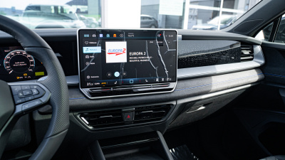 VW Tayron 2.0 TSI R-Line Limited 4x4 (pohľad do interiéru)