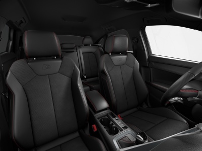 AUDI Q3 Sportback 2.0 TDI Quattro Sport Edition (pohľad do interiéru)