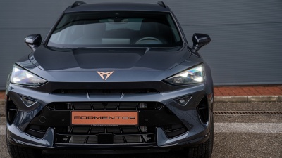 CUPRA Formentor 1.5 eTSI  (pohľad do interiéru)