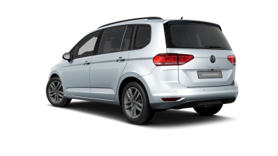 VW Touran 1.5 TSI Limited (pohľad zozadu)