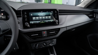 Škoda Kamiq 1.0 TSI Drive 130 (pohľad do interiéru)