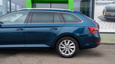 Škoda Superb Combi 2.0 TDI Final Edition (pohľad do interiéru)