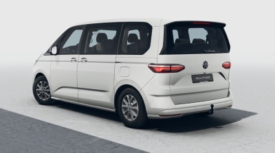 VW Multivan Bulli 2.0 TDI (pohľad zozadu)